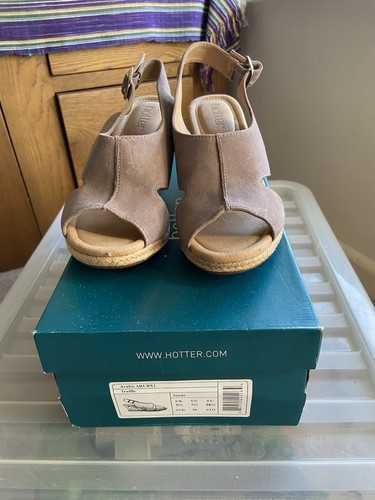 Hotter ruffle suede beige - ruffle,